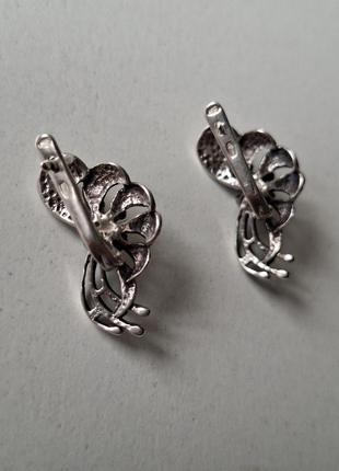 Серебряные серьги. серебро 925 проба трезубец. цветы.2 фото