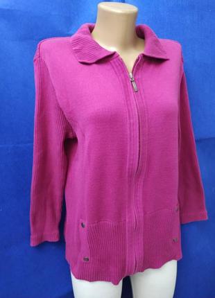 Кофточка на замочку в рубчик. колiр фуксiя