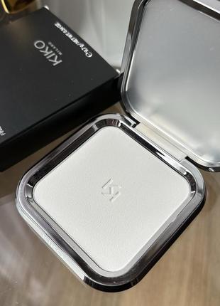 Прозрачная матовая пудра kiko milano universal veil translucent finishing powder. фиксирующая прозрачная пудра кико мелко