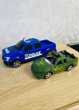 Набір машинок