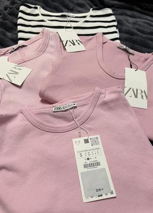 Футболка рожева в рубчик zara