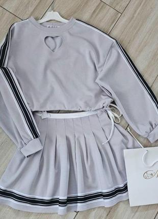 Костюм двойка, свитшот и юбка