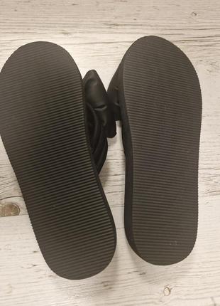 Літні жіночі шльопанці