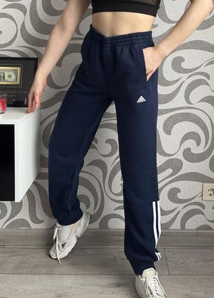 Спортивные штаны от adidas