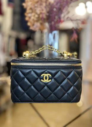 Сумка в стиле chanel