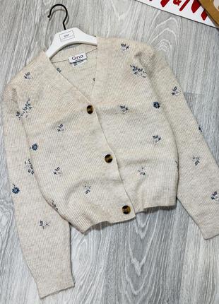 Кардиган с вышивкой в виде zara