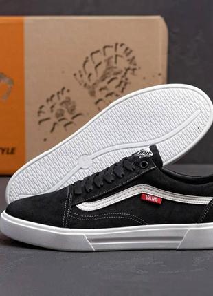 Демисезонные кожаные (замш) кеды vans черные