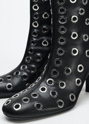 Ботинки zara с люверсами, ботинки с люверсами