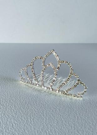 Диадема металлическая со стразами корона в прическу женская на расческе