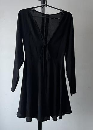 Сукня/плаття з мереживом/кружевом чорна класична коротка з довгим рукавом
