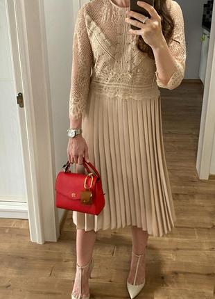 Сукня бежева zara