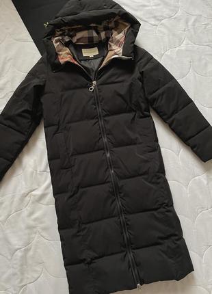 Черная длинная зимняя куртка