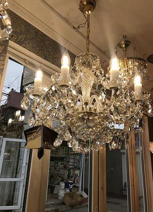 Хрустальная люстра чешского производства