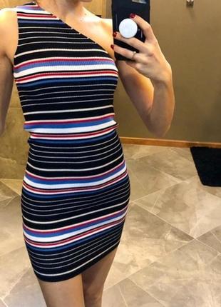 Платье zara на одно плечо