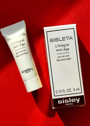 Антивіковий крем для обличчя
sisley sisleya l'integral anti-age day and night 4 ml  (оригінал)