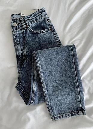 Джинси