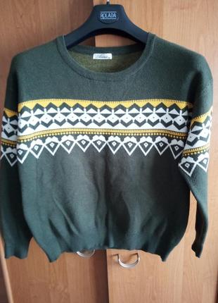 Джемпер тёплый красивый  с орнаментом с люрексом р 46-48