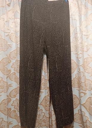 Брюки женские.