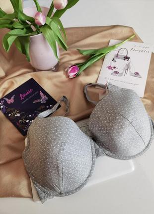 Брендовый бюстгальтер на тонком поролоне размера 85h