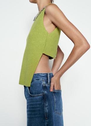 Однотонный трикотажный топ с пуговицами сзади zara