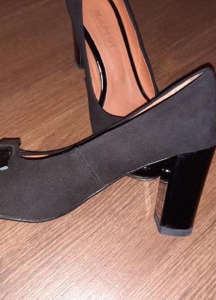 Женские туфли из натуральной кожи, замшевые, черные, каблук, кожаные туфли4 фото