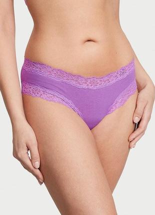 Оригинал original victoria’s secret трусы трусики бразильские бразилиана фиолетовые сиреневые кружево средняя посадка victoria secret новые с бирками
