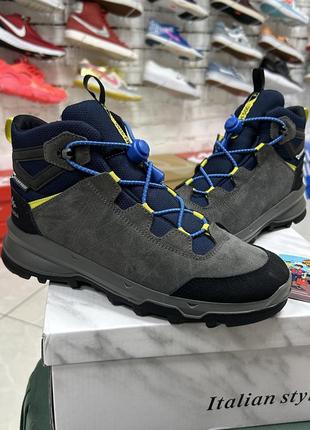 Женские трекинговые ботинки quechua waterproof на мембране непромокаемые зимние термо