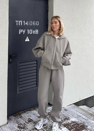 Спортивный женский костюм из двухнитки