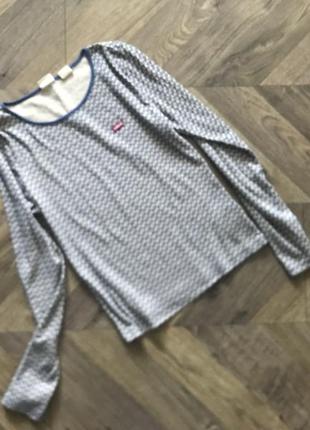 Стильный лонгслив levi’s размер s