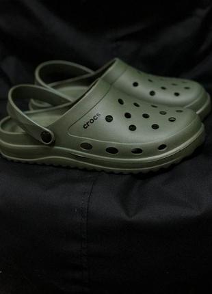 Чоловічі шлепанці crocs зелені шлепанці крокси