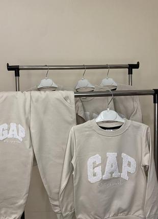 Детский костюм gap