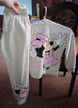 Костюм, костюмчик десней, микки маус,минные.