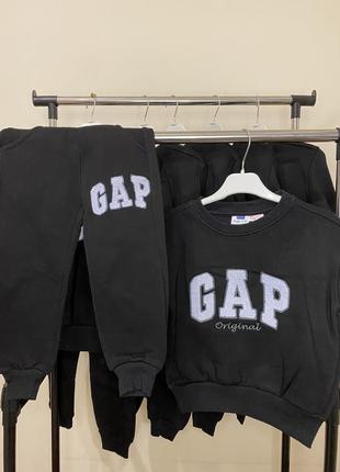 Стильний дитячий костюм gap на флісі