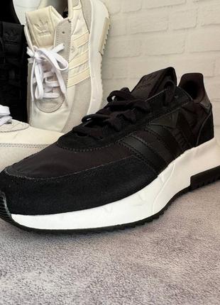 Кросівки adidas