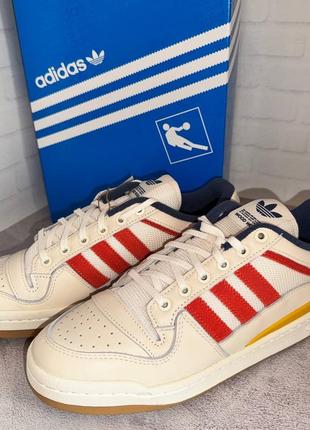 Кроссовки мужские adidas