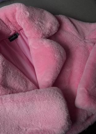 Укорочена шубка ,коротка шуба