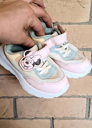 Кросівочки мінні h&m  disney