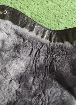 Женские кожаные зимние сапоги на цегейке, средний каблук7 фото