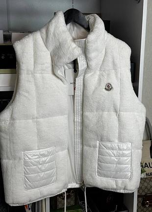 Жилетка moncler