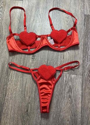 Женский эротический комплект
