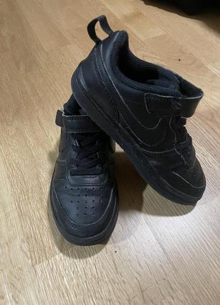 Кроссовки nike 28 (17-18cm)