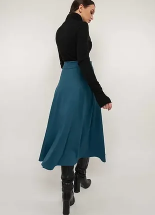 Шикарна спідниця на гудзиках