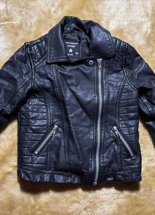 Стильна дитяча косуха з вкороченим рукавом 4-5 років