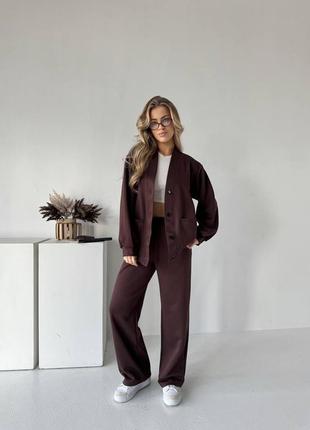 Костюм брючный из плотного трикотажа