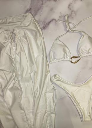 Білий та бежевий комплект трійка жіночий купальник  трикутник чашки високі танго довга спідниця