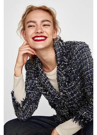 Шикарный жакет в стиле chanel