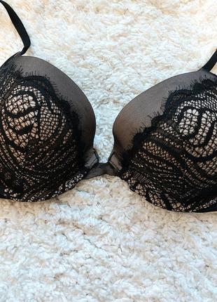 Victoria's secret bra