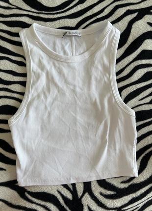 Белая базовая майка в рубчик zara