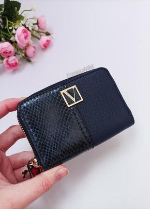 Стильний мінігаманець victoria's secret.
