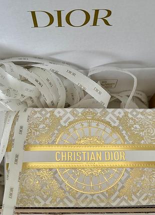 Лимитированный подарочный косметический набор dior.